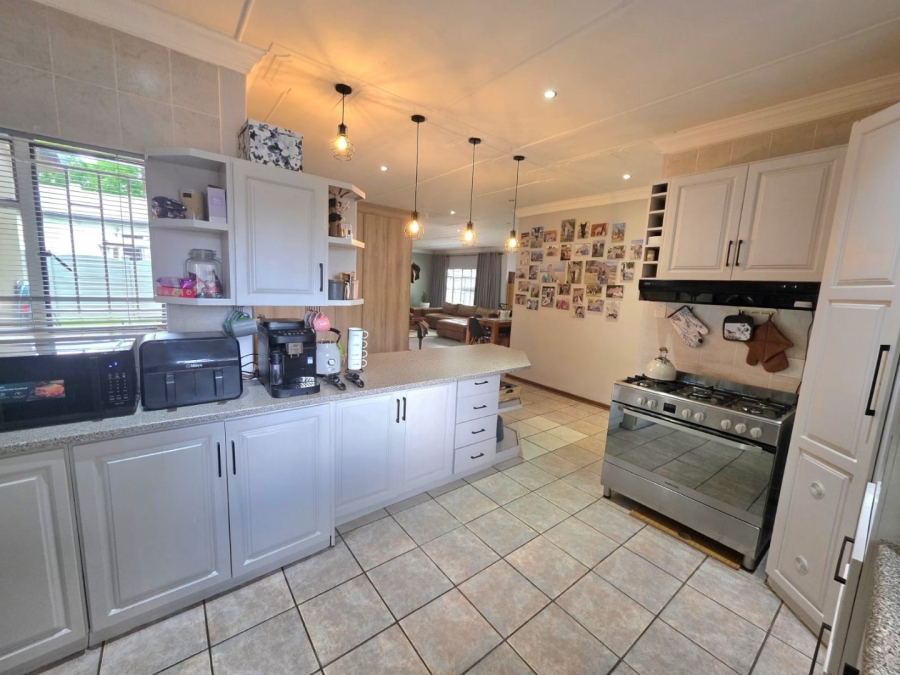 3 Bedroom Property for Sale in Eureka Free State